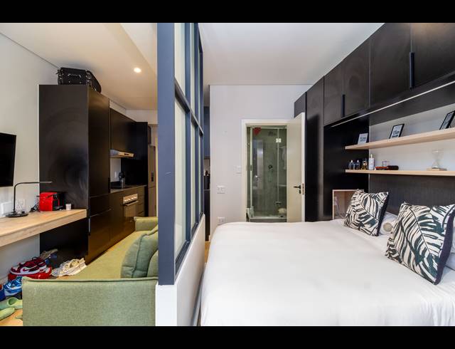 1 BEDROOM APARTMENT FOR SALE IN CAPE TOWN CITY CENTRE